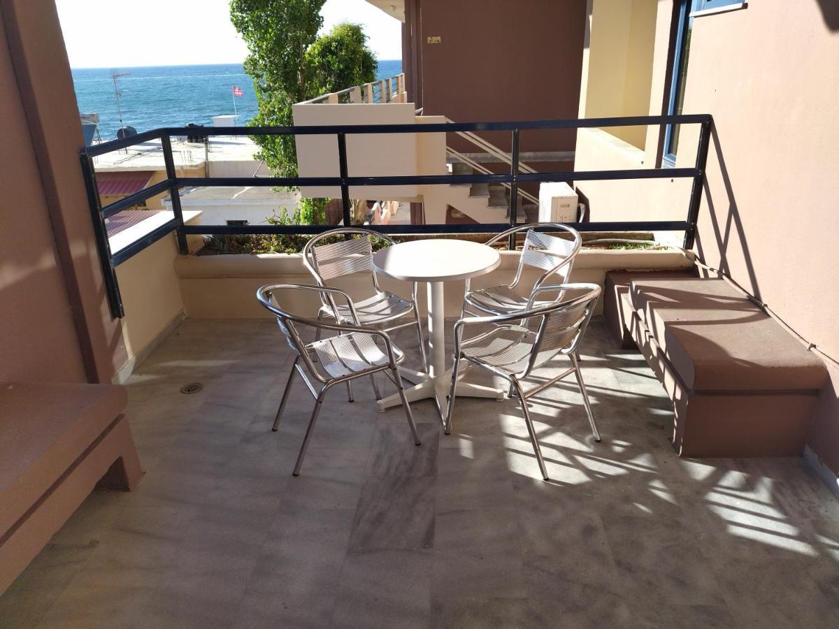 Hotel Haris On The Beach Agia Marina  Exterior photo