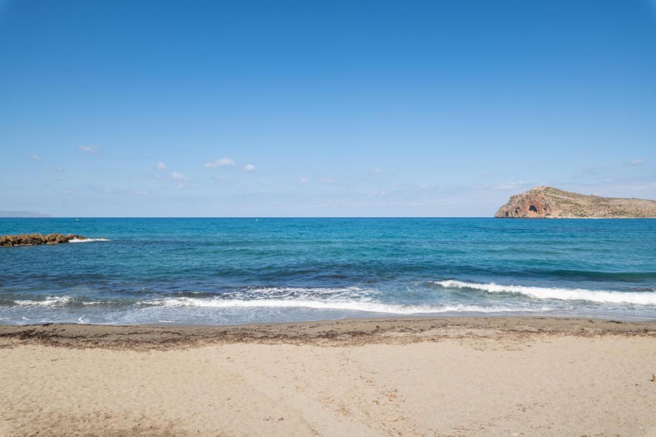 Hotel Haris On The Beach Agia Marina  Exterior photo