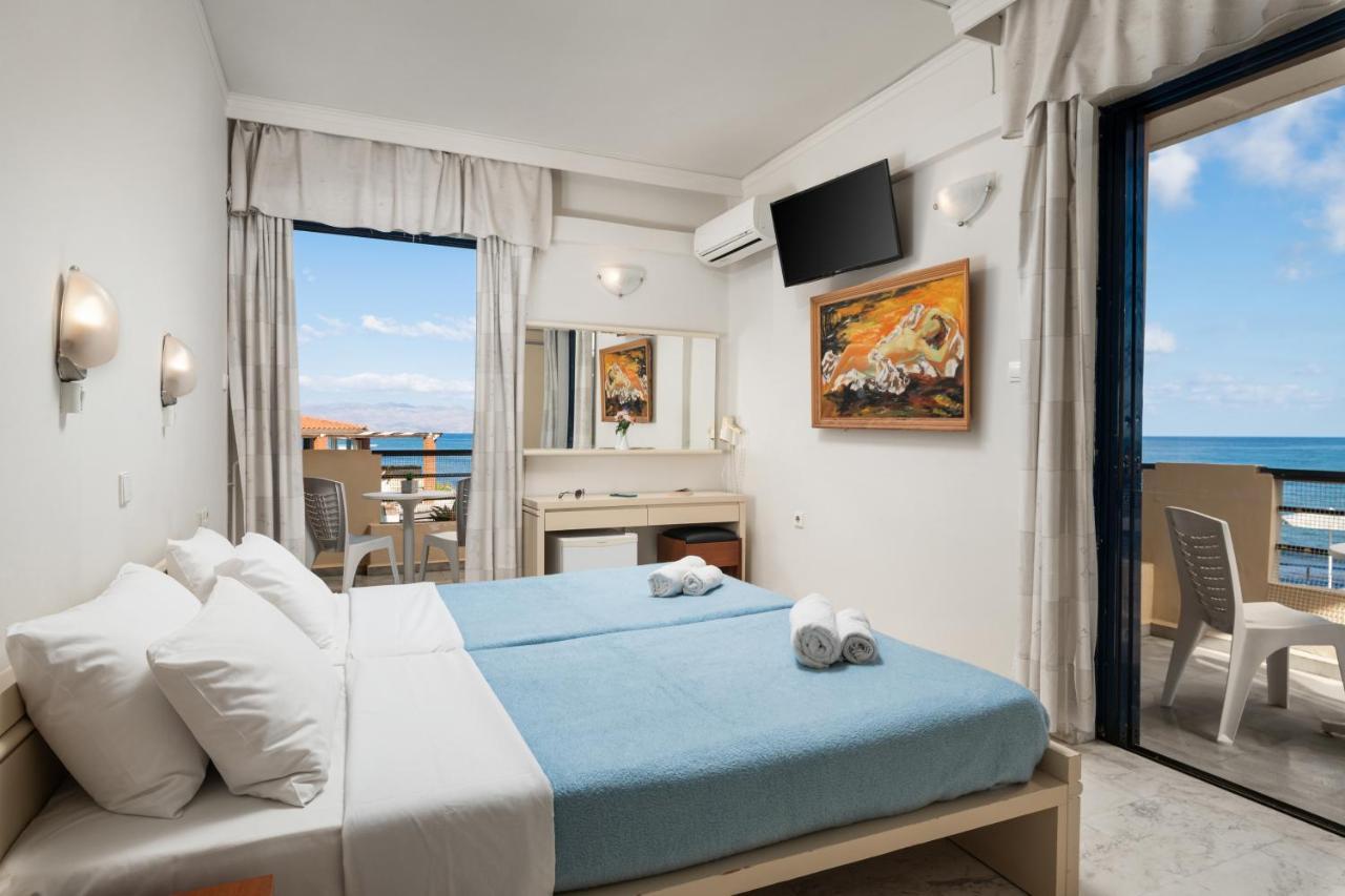 Hotel Haris On The Beach Agia Marina  Exterior photo