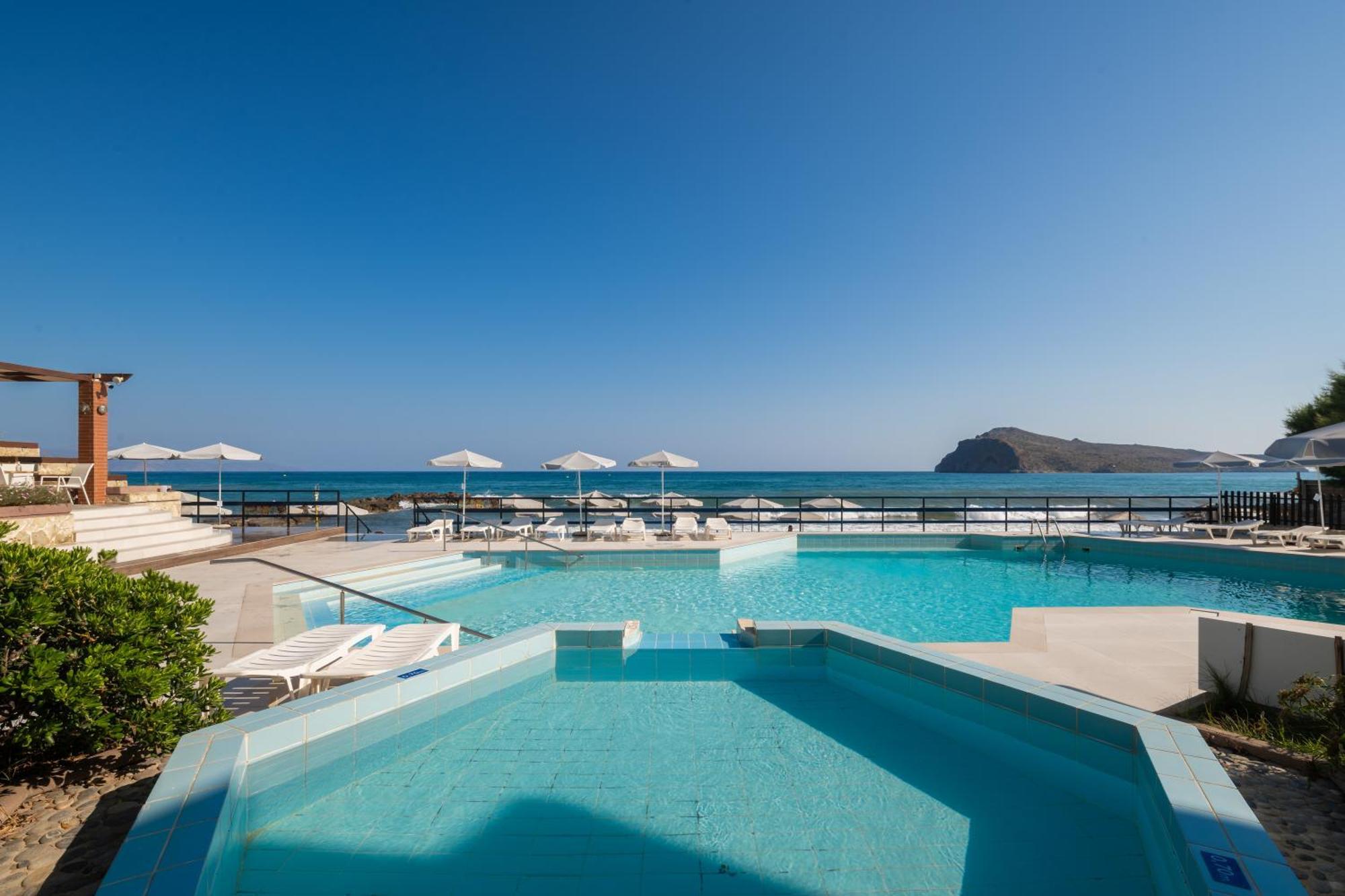 Hotel Haris On The Beach Agia Marina  Exterior photo