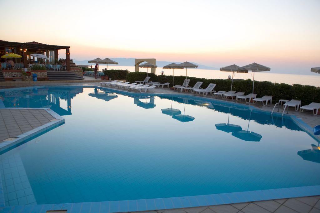 Hotel Haris On The Beach Agia Marina  Exterior photo