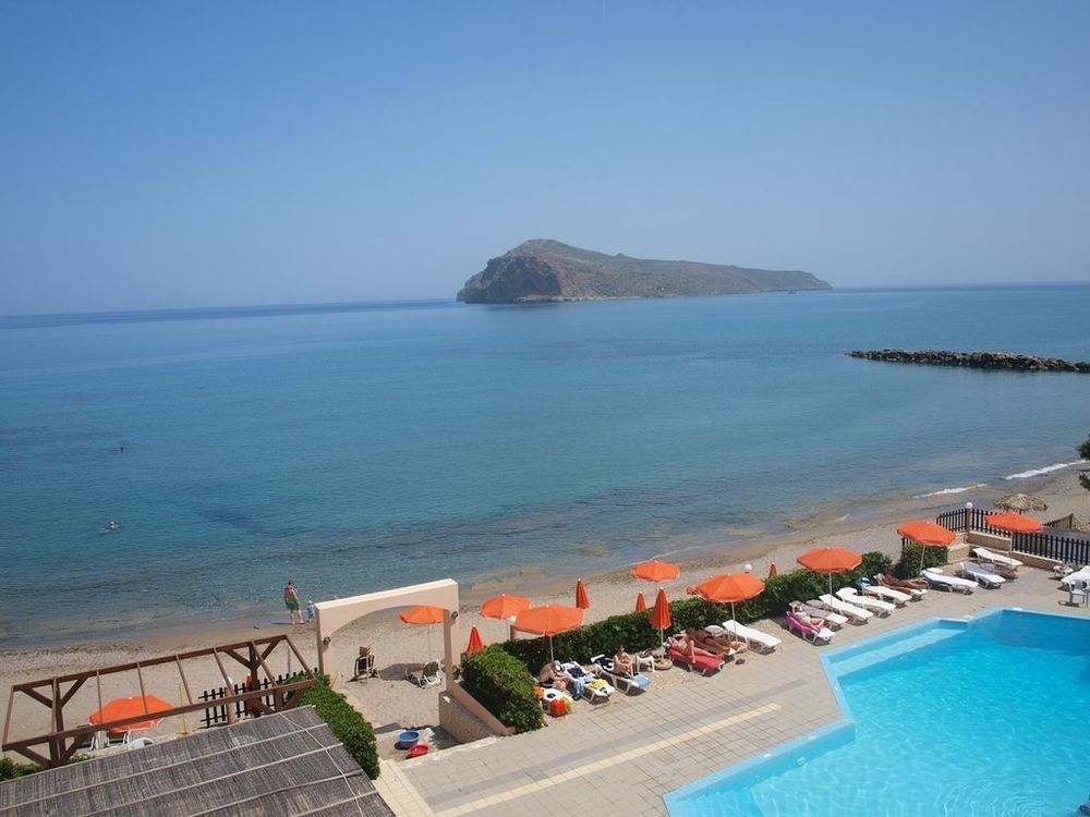 Hotel Haris On The Beach Agia Marina  Exterior photo